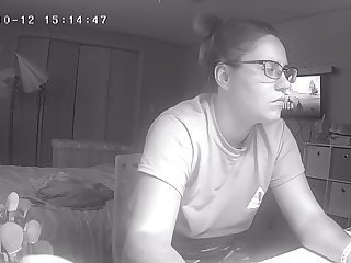 Fisse Teen Slut Skips Homework to Fuck Her Pussy to Lesbian Porn